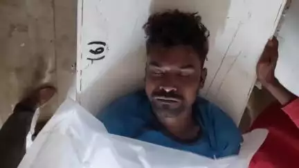 लोहरदगा: कूड़ु क्षेत्र में मनरेगा डोभा में डूबने से युवक की हुई मौत