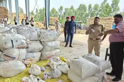 ਮਲੋਟ: ਐਨ.ਡੀ.ਪੀ.ਐਸ ਐਕਟ ਦੇ 44 ਕੇਸਾਂ ਦਾ ਮਾਲ ਮੁਕੱਦਮਾ ਕਮੇਟੀ ਮੈਂਬਰਾਂ ਦੀ ਹਾਜ਼ਰੀ 'ਚ ਪਿੰਡ ਚੰਨੂ ਵਿਖੇ ਪਾਰਦਰਸ਼ੀ ਢੰਗ ਨਾਲ ਕੀਤਾ ਗਿਆ ਨਸ਼ਟ