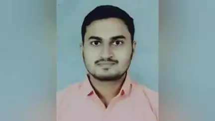 मोहोळ: वारीमधील तरुणाचा विठ्ठलाजवळ येऊन शेटफळ येथे कारच्या धडकेत मृत्यू, विठ्ठल दर्शनाचे स्वप्न राहिले अधूरे