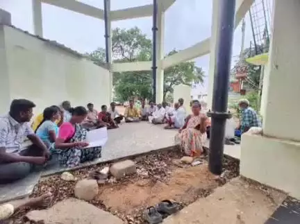 VRAలకు తెలంగాణ మాదిరి పే స్కేల్ అమలు చేయాలి: CITU జిల్లా అధ్యక్షుడు సీహెచ్ చంద్రశేఖర్