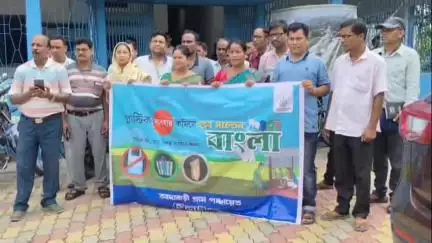 সীতাই: আদাবাড়ি গ্রাম পঞ্চায়েতের উদ্যোগে প্লাস্টিক বর্জন ও পরিবেশ সুরক্ষার বার্তা দিয়ে আয়োজিত শোভাযাত্রা