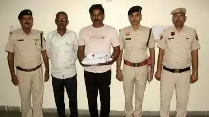 नारनौल: मोहल्ला बड़का कुआं से CIA टीम ने 952 ग्राम गांजा पत्ती के साथ एक युवक को किया गिरफ्तार