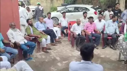 सरैया: जैतपुर थाना परिसर में मुहर्रम पर्व को लेकर थाना अध्यक्ष कुंदन कुमार सिंह की अध्यक्षता में शांति समिति की बैठक