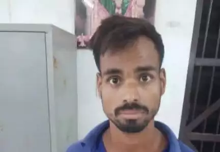 ସୋର: ଯୁବତୀଙ୍କ ଫଟୋ ଏବଂ ଭିଡିଓ ଭାଇରାଲ କରି ବନ୍ଧା ହେଲା ପଢୁଆଁ ଅଞ୍ଚଳର ଯୁବକଙ୍କୁ ଗିରଫ କଲା ସୋର ପୁଲିସ