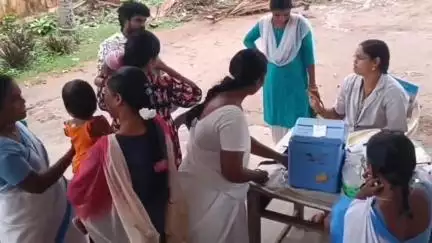 గోకవరంలో చంటి పిల్లలకు రోగాలు ప్రబల కుండా ముందస్తు చర్యలుగా వ్యాక్సిన్లు