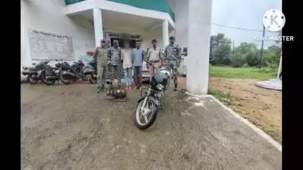 चिल्हाटी पुलिस ने नदी से पानी पंप चोरी करने वाले आरोपियों को किया गिरफ्तार, नाबालिग भी शामिल