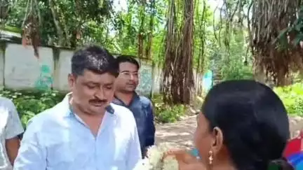 মেমারি ১: ভবিষ্যৎ প্রজন্মের প্রথম ধাপকে সুন্দর সুরক্ষিত করলেন মেমারি ১ ব্লক তৃণমূল সভাপতি