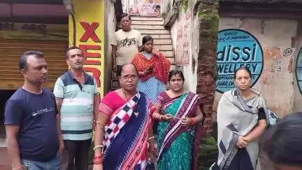 ଗୋବିନ୍ଦପୁର: ରାଜନୈତିକ ଟଣାଓଟରା ଯୋଗୁଁ ଗୋବିନ୍ଦପୁର ମାଚିସ ଫ୍ୟାକ୍ଟ୍ରି ରୁ ରଜାବନ୍ଧ ରାସ୍ତା ଉନ୍ନତିକରଣ କାର୍ଯ୍ୟ ଠପ୍ #jansamasya