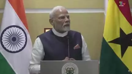 সশস্ত্র বাহিনীর প্রশিক্ষণ, সামুদ্রিক নিরাপত্তা, প্রতিরক্ষা সরবরাহ এবং সাইবার নিরাপত্তার মতো ক্ষেত্রে সহযোগিতা বৃদ্ধি...