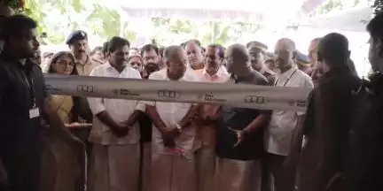 കൊട്ടാരക്കര: സോഹോ കോർപ്പറേഷന്റെ ഐ.ടി ക്യാമ്പസ് നെടുവത്തൂരിൽ മുഖ്യമന്ത്രി ഉദ്ഘാടനം ചെയ്തു
