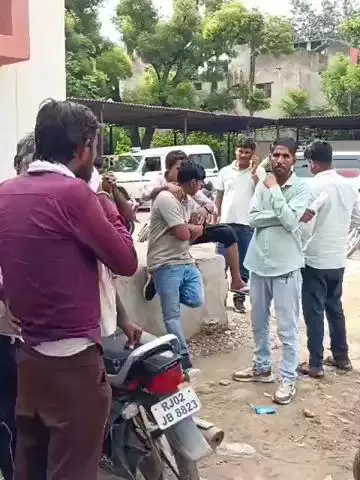 अलवर: सहजपुर में विवाहिता की संदिग्ध परिस्थिति में हुई मौत, पीहर पक्ष ने दहेज प्रताड़ना के आरोप में हत्या का लगाया आरोप