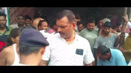 बड़हरिया: बड़हरिया थाना के पास करंट लगने से टेंपो चालक की मौत, परिजनों का रो-रोकर बुरा हाल