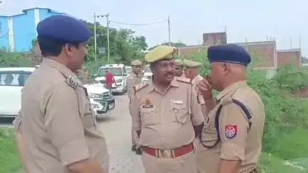 अकबरपुर: चिटिकपुर में बंद पड़ी फैक्ट्री के अंदर शव मिलने की सूचना पर पुलिस अधीक्षक ने घटनास्थल का निरीक्षण किया और दी जानकारी