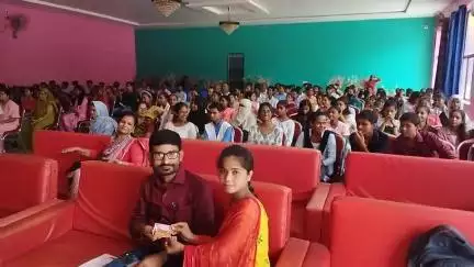 कुचायकोट: प्रतिभा सम्मान समारोह हिन्दूस्तान दैनिक पत्र द्बारा गोपालगंज में आयोजित किया गया