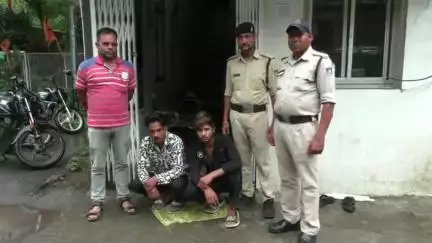 नागदा: नायन पुल के पास तीन तस्कर 1.400 किग्रा गांजे के साथ पकड़े गए