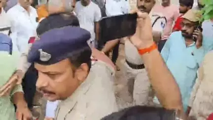 लटेरी: लटेरी में प्राइवेट डॉक्टर की लापरवाही से 2 साल के बच्चे की मौत, लोगों ने डॉक्टर से की मारपीट