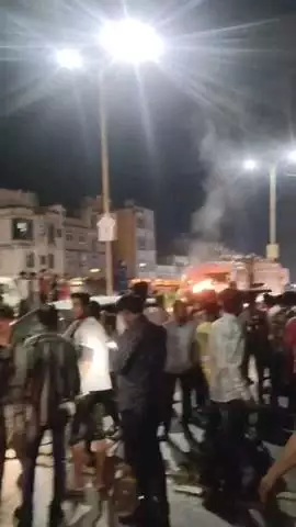 जयपुर: जयपुर दिल्ली रोड स्थित मान बाग के पास देर रात तेज रफ्तार ट्रक ने तीन युवकों को मारी टक्कर, एक की मौके पर मौत, दो घायल