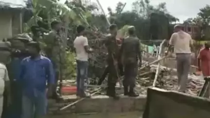औराई: सहिलाबल्ली पंचायत में प्रशासन ने असहाय विधवा दलित महिला का घर उजाड़ा, भाकपा माले ने घर देने की मांग की