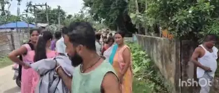 হাজো: হাজোত উদ্ধাৰ নিষিদ্ধ গো-মাংস,হাজোৰ দামপুৰৰ এটা নামঘৰত নিষিদ্ধ গো-মাংস উদ্ধাৰ ৰাইজৰ মাজত তীব্ৰ উত্তেজনা