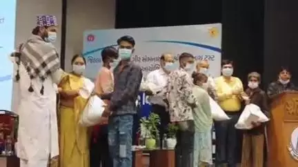 સોમનાથ મંદીર નજીક રામમંદીર ઓડીટોરીયમ ખાતે  ટીબી મુક્ત ભારત અંતર્ગત કાયઁક્રમ જીલ્લા કલેક્ટર ની અધ્યક્ષતામા યોજાયો.