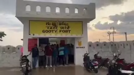 గుంతకల్లు: గుత్తి కోట రైల్వే స్టేషన్‌లో మౌళిక వసతులు, షెల్టర్లు ఏర్పాటు చేయాలని కోరుతున్న ప్రయాణికులు #localissue