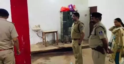 स्लीमनाबाद: पुलिस अधीक्षक अभिनय विश्वकर्मा अचानक पहुंचे स्लिमाबाद थाने, निरीक्षण कर फोन से लिया फीडबैक