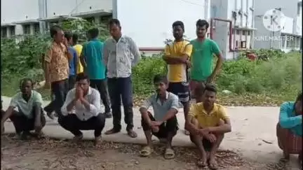 রায়গঞ্জ: দাদুর শ্রাদ্ধের কাজ শেষ করে চির নিদ্রায় নাতি, রহস্য মৃত্যুতে চাঞ্চল্য ইটাহারের পালইবাড়ি এলাকায়, তদন্তে পুলিশ