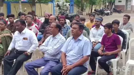ધ્રાંગધ્રા: પોલીસ સ્ટેશન ખાતે ડીવાયએસપી ની અધ્યક્ષતામાં તાજિયા નિમિત્તે શાંતિ સમિતીની બેઠક યોજાઇ