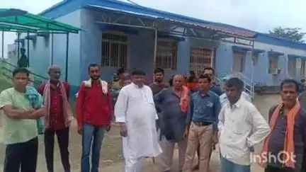 बांका: सलैया के पास सड़क दुर्घटना में बाइक सवार युवक की मौत, अस्पताल में हुआ पोस्टमार्टम