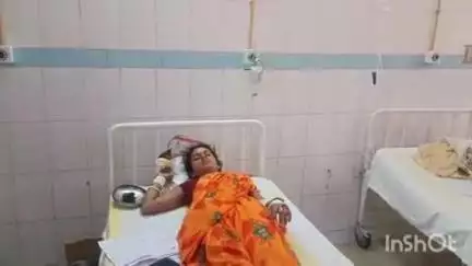बांका: धौनी होटल के पास ऑटो पलटने से एक महिला यात्री गंभीर रूप से ज़ख्मी