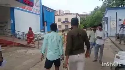 बांका: बाबूटोला से पुलिस ने गैर जमानती वारंटी को गिरफ्तार कर न्यायालय भेजा