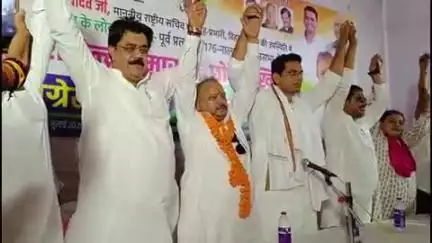 बिहार: बिहार शरीफ में कांग्रेस पार्टी कार्यालय में मिलन समारोह आयोजित, छोटे मुखिया पार्टी में शामिल
