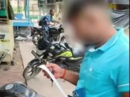 गया टाउन सीडी ब्लॉक: शहरी ट्रैफिक थाने सहित जिले भर के थानों की पुलिस ने यातायात नियमों का उल्लंघन करने पर वाहन चालकों से ₹1,58,000 वसूले