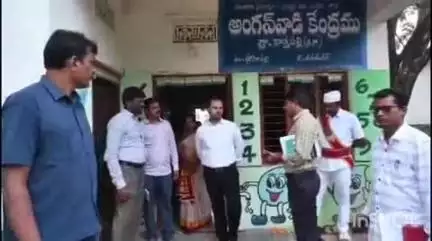 భూపాలపల్లి: విద్యార్థులకు నాణ్యమైన భోజనం నాణ్యమైన విద్య అందించాలి: ఎస్‌ఎన్‌ కొత్తపల్లిలో జిల్లా కలెక్టర్ రాహుల్ శర్మ