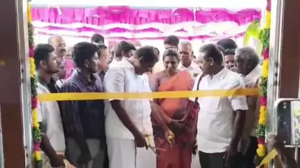 விளாத்திகுளம்: சிவஞானபுரத்தில் ஆரம்ப சுகாதார நிலையம் எம்எல்ஏ குத்துவிளக்கு ஏற்றி வைத்தார்