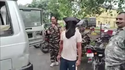 मधुपुर: दुधानी: पुलिस ने नवविवाहिता पत्नी की हत्या के आरोप में पति को गिरफ्तार कर जेल भेजा