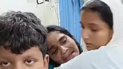 डुमरा: राजोपट्टी वार्ड 32 में दो पक्षों के बीच जमकर हुई मारपीट, चले चाकू