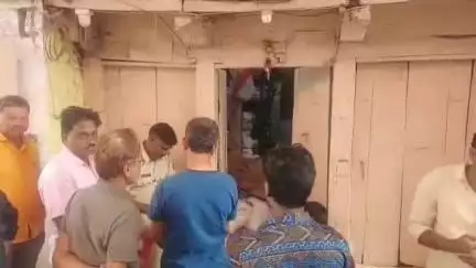 उदगीर: हनुमान कट्टा परिसरात चोरट्यांने दुकान फोडले,लाखोंचा माल पळविला