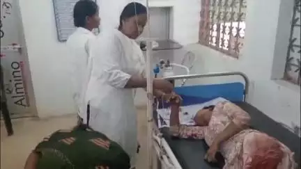 पतरातू: पतरातु के किरीगढा गांव में रेलवे लाइन के पास नाले में घायल मिली महिला, पति पर ट्रेन से धक्का देने का आरोप