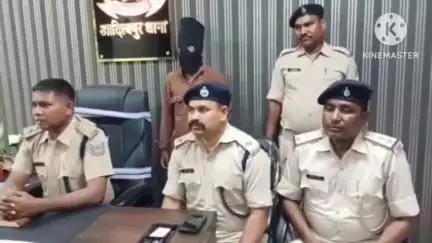 आदित्यपुर गम्हरिया: आदित्यपुर पुलिस को मिली बड़ी सफलता, ड्रग पेडलर गिरफ्तार, अन्य की तलाश जारी