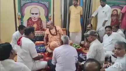 मैनपुरी: मैनपुरी में गुरुपूर्णिमा महोत्सव की शुरुआत को लेकर महामंडलेश्वर स्वामी हरिहरानंद महाराज ने दी जानकारी