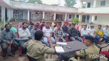 प्रतापगढ़: मुहर्रम को लेकर प्रतापगढ़ थाने में हुई सीएलजी बैठक, ताजिया जुलूस की व्यवस्थाओं व समस्याओं पर हुई चर्चा