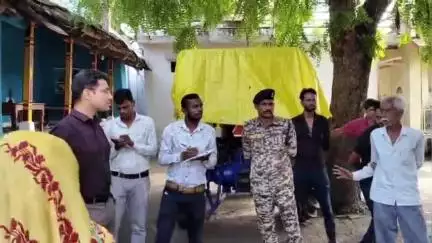 अशोक नगर: कलेक्टर ने राजपुर कचनार सहित कई स्कूल, आंगनबाड़ी व अन्य भवनों का किया निरीक्षण