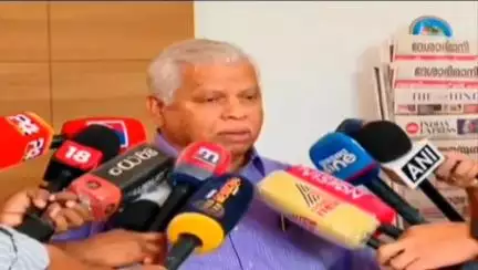 കണ്ണൂർ: കൂത്തുപറമ്പ് വെടിവെയ്പ്പിൽ റവാഡ ചന്ദ്രശേഖറിന് പങ്കില്ലെന്ന് സി.പി.എം നേതാവ് എം.വി ജയരാജൻ ജില്ലാ ഓഫീസിൽ പറഞ്ഞു