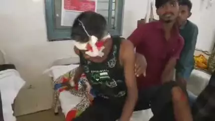 नरसिंहपुर: डोभी का युवक सड़क हादसे में घायल, लिंगा के पास स्कूटी का टायर फटने से हुआ हादसा