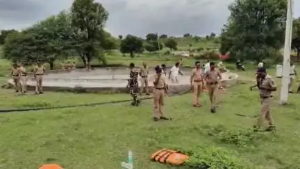 जालना: नांदेड-जालना समृद्धी बाधित शेतकऱ्यांना प्रशासन पूर्ण सहकार्य करणार, उपविभागीय अधिकारी, रामदास दौड..