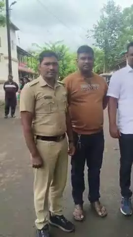 वाई: धोम येथील नवनाथ दत्त मंदिरात चोरी करणाऱ्या चोरट्यास वाई पोलिसांनी केले जेरबंद
