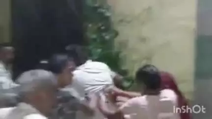 हापुड़: गांव मतनौरा के किसान नेता ने 5 लोगों पर घर में घुसकर मारपीट और तोड़फोड़ करने का आरोप लगाया, मुकदमा दर्ज