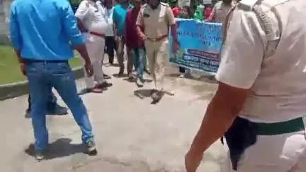 সোনারপুর: পথ নিরাপত্তা সপ্তাহে, সোনারপুর ট্রাফিক গার্ডের পক্ষ থেকে বিশেষ চমক