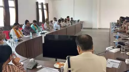 मैहर: आगामी त्योहार को ध्यान में रखते हुए कलेक्ट्रेट सभागार में तैयारी बैठक संपन्न हुई